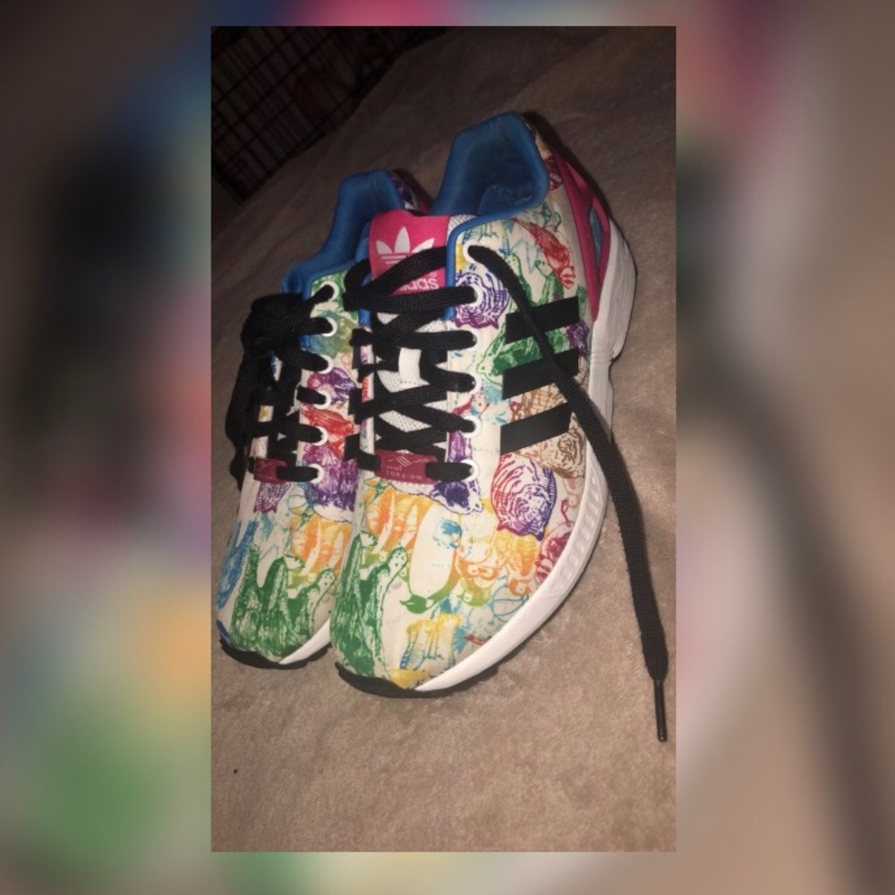 Adidas shoes size 9 us